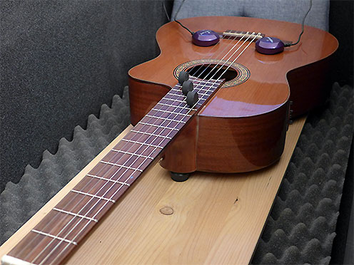 Einschwingen: Konzertgitarre Antonio Ruben CW10 Einschwingen: Konzertgitarre Antonio Ruben CW10